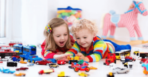 10 ĐỒ CHƠI THÔNG MINH CHO TRẺ 5 TUỔI PHÁT TRIỂN TƯ DUY, RÈN LUYỆN SÁNG TẠO Đồ chơi thông minh cho trẻ 5 tuổi